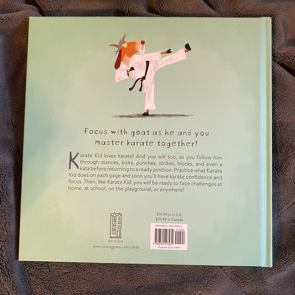 Childrens Book - Picture 2 of 2